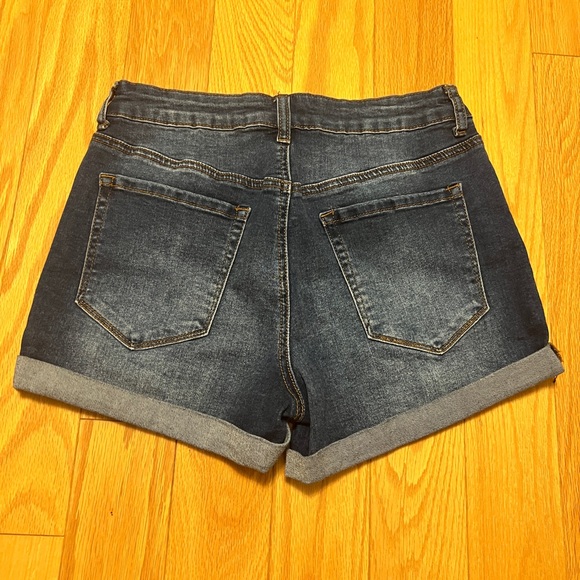 Dark Wash Denim Shorts by Forever 21 - Picture 3 of 3